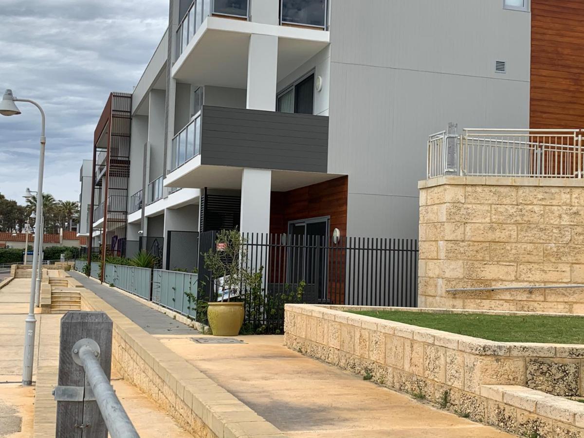 Mariner'S Cove ~ Luxe Waterfront Apartment Mindarie Exterior foto